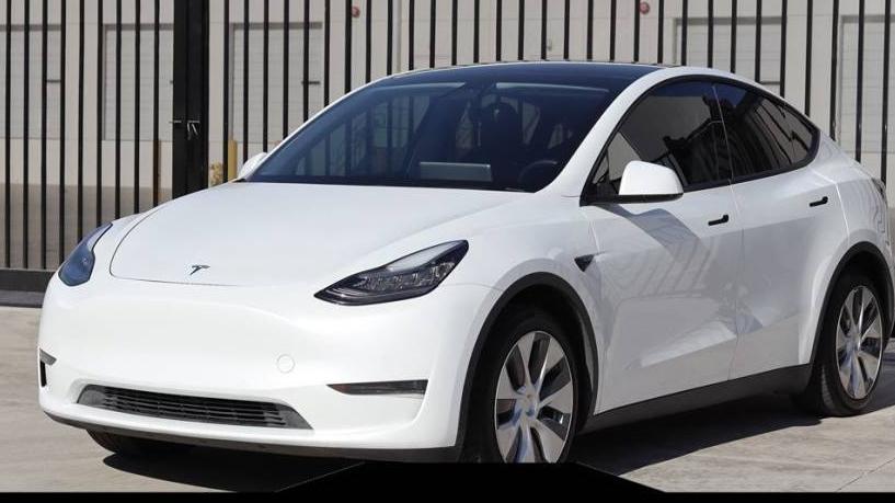 TESLA MODEL Y 2020 5YJYGDEEXLF055958 image